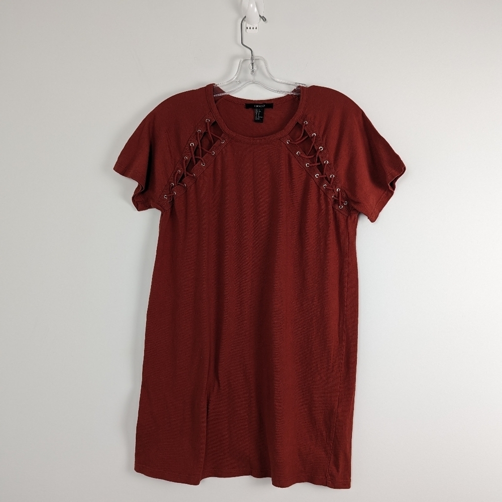 Forever21 Women's Lace-Up Accent T-Shirt in Rust, Size S